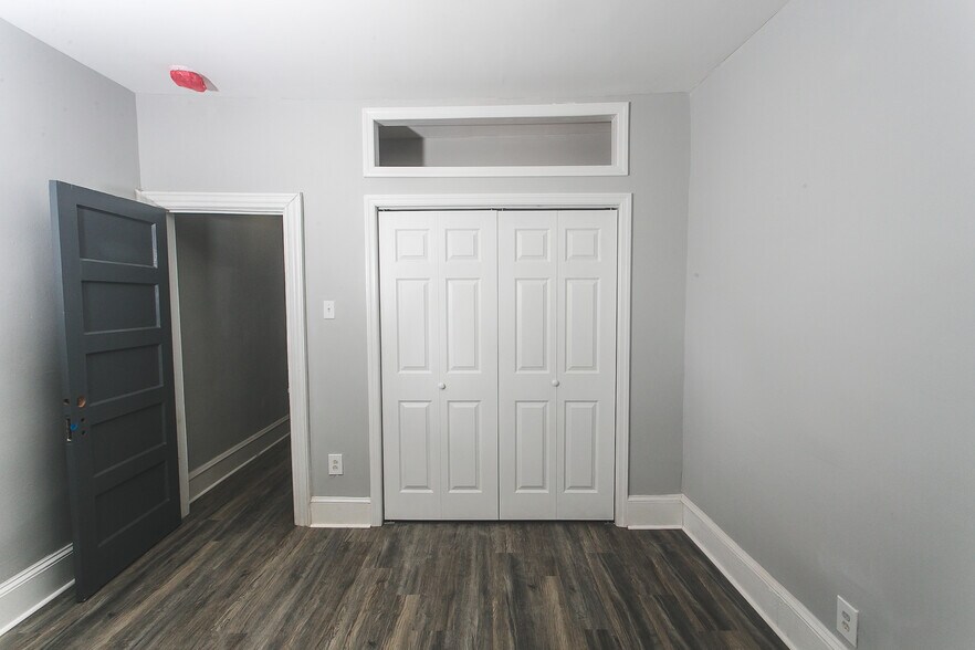 Building Photo - 6217 Haverford Ave