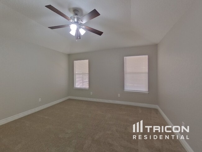 Building Photo - 8030 Peppermint Ln