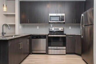 Building Photo - 185 Cliftwood Dr NE