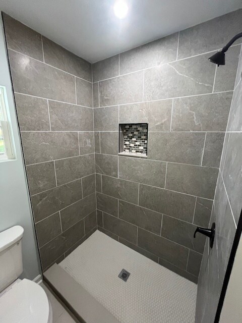 Building Photo - 1957 Knightsbridge Rd