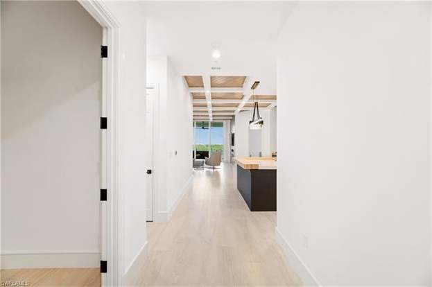 Building Photo - 60 Seagate Dr