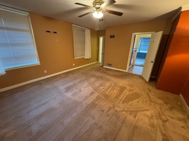 Building Photo - 1173 Seminole Dr