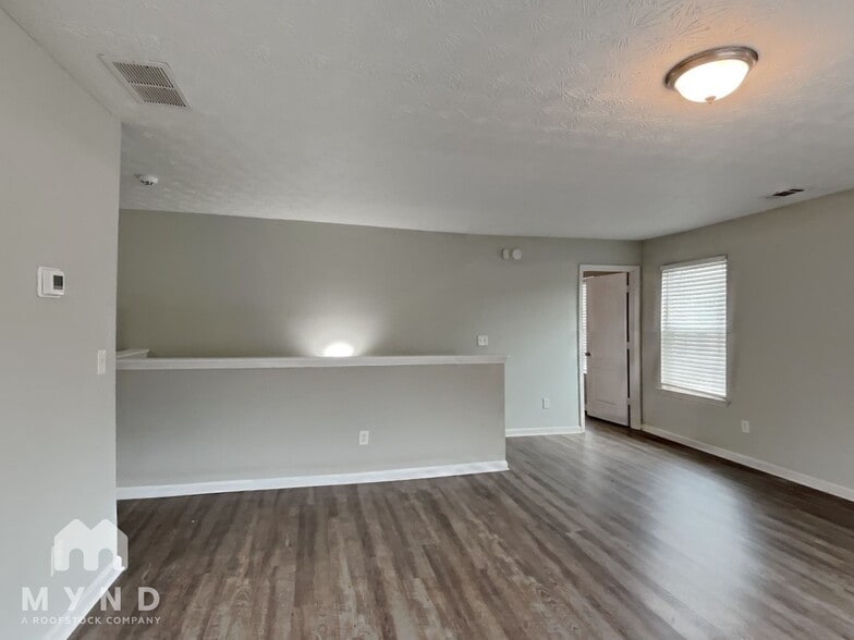 Building Photo - 4367 Rocky View Dr