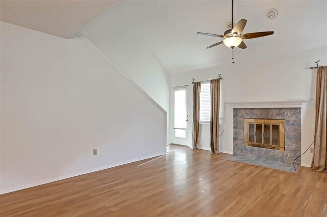 Building Photo - 16822 Rippling Mill Dr