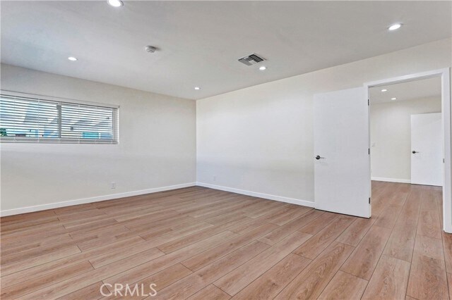 Building Photo - 6851 Forbes Ave