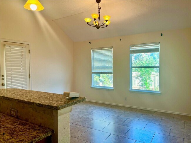 Building Photo - 16831 Bailey Jean Dr