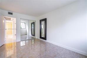 Building Photo - 20879 W Country Club Dr