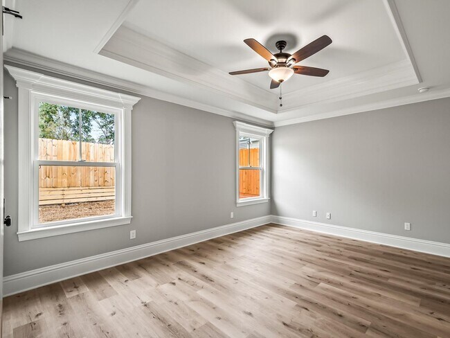 Building Photo - 47 Feather Trail