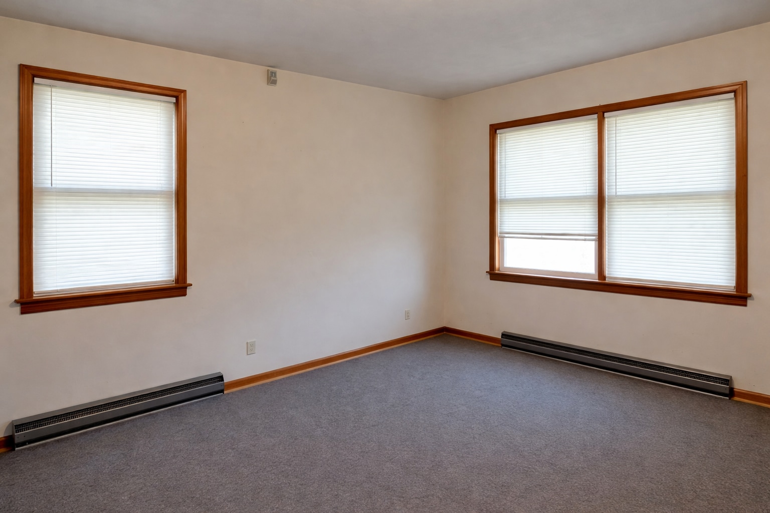 Bedroom - 901 Old Homestead Ln