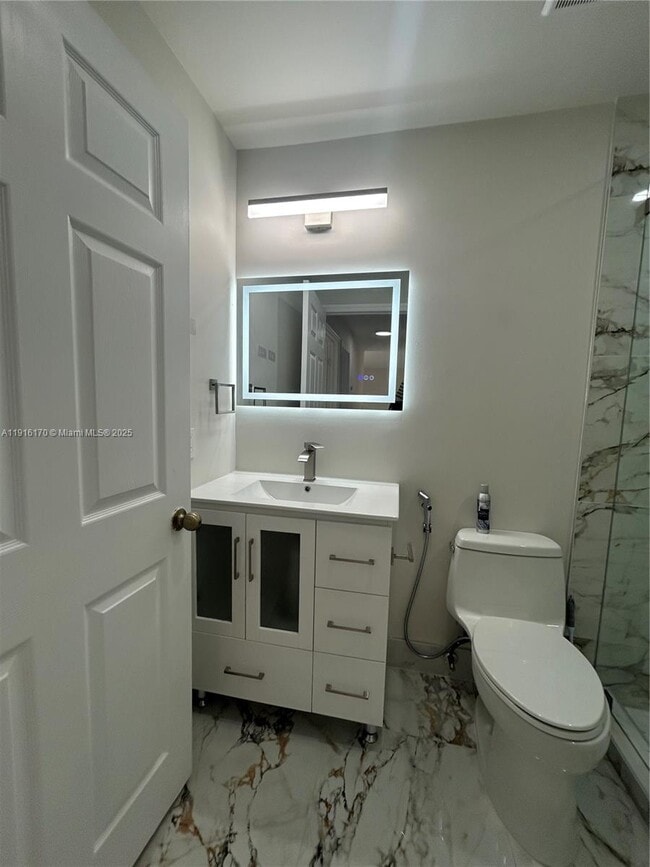 Building Photo - 9672 SW 166th Ct