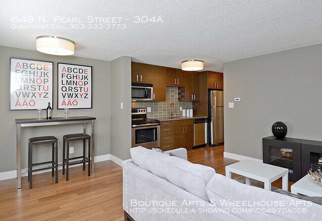 Building Photo - Boutique Apartments