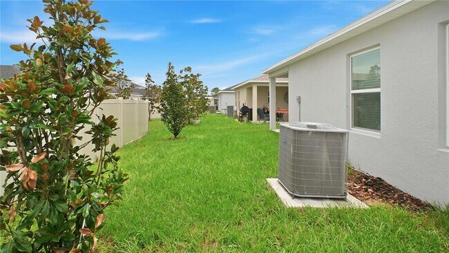 Building Photo - 2942 Lavanda Dr