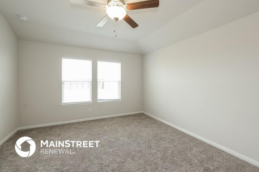 Building Photo - 1014 Round Bale Rd