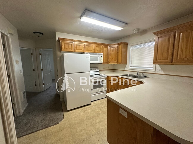 Building Photo - 3156 Chasewood Dr