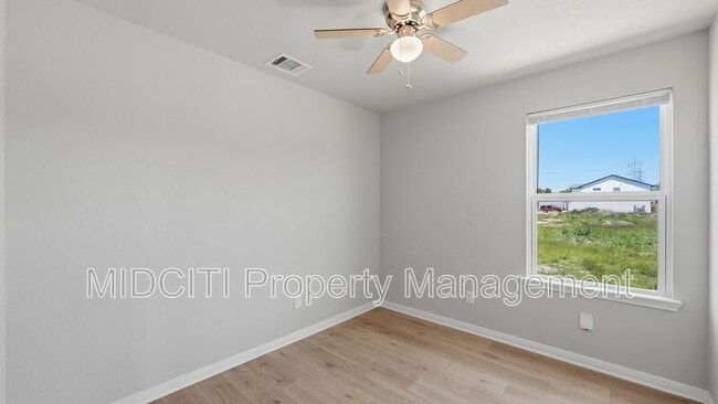 Building Photo - 7210 John Palmer Dr