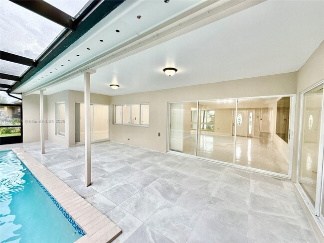 Building Photo - 6708 Camelia Dr