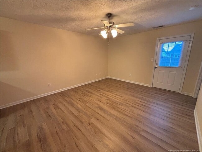 Building Photo - 2713 Whitwell Pl