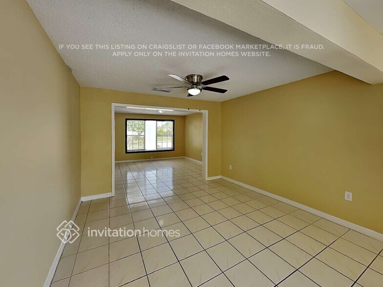 Building Photo - 2522 Holly Rd