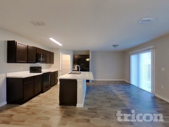 Building Photo - 7741 Courage Court Jacksonville FL