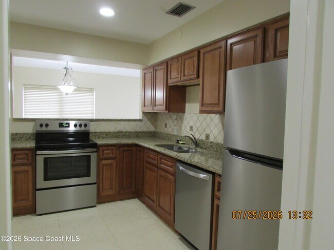 Building Photo - 211 W Laila Dr