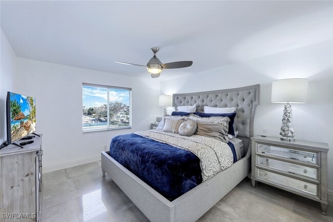 Building Photo - 10684 Gulf Shore Dr