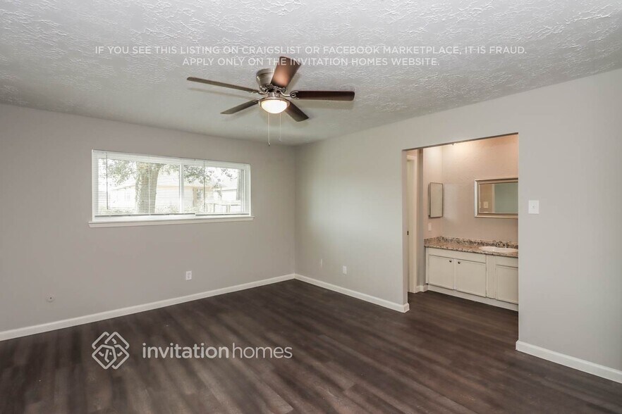 Building Photo - 23435 Verngate Dr