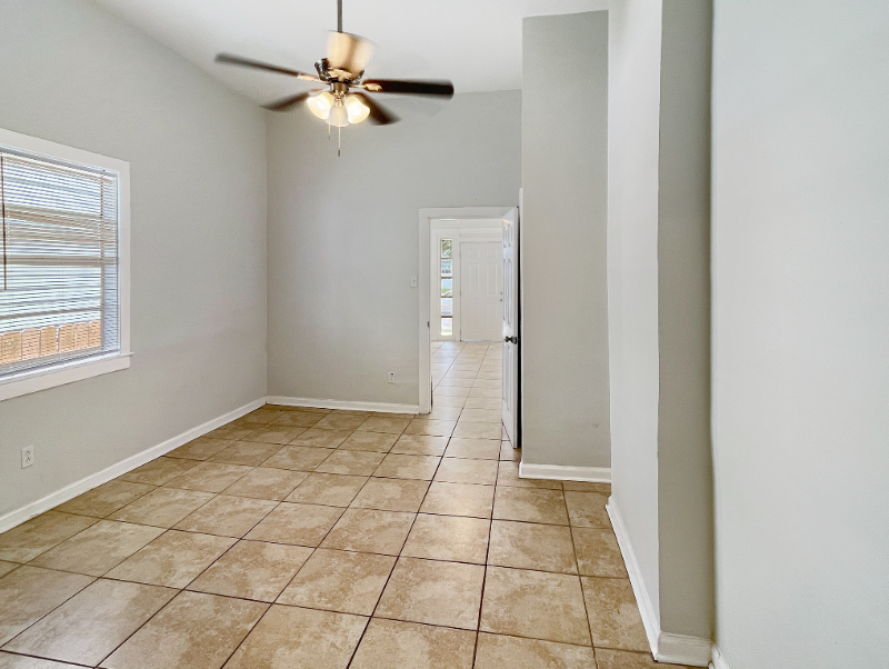 Building Photo - 2311 D'Abadie St