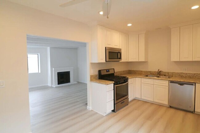 Building Photo - 33771 Copper Lantern St