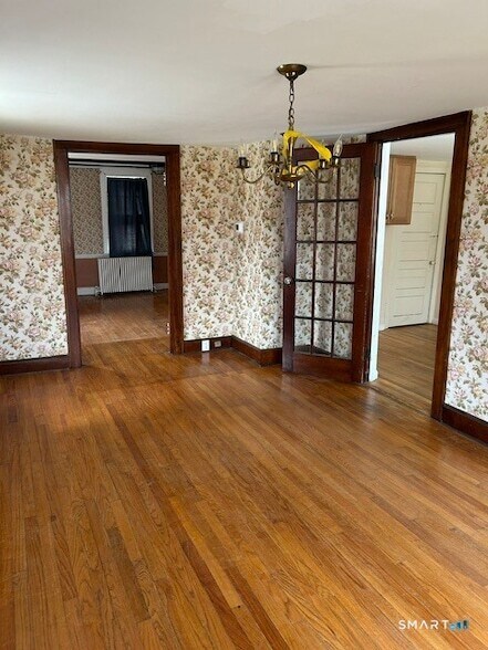 Building Photo - 684 Field St