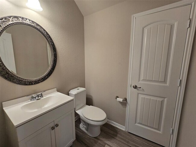 Building Photo - 1613 Rimstone Dr