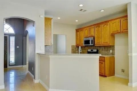 Building Photo - 8729 Sunset Trace Dr