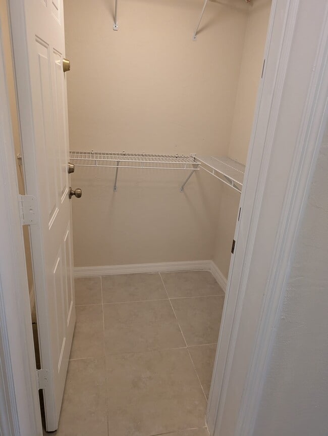 Building Photo - 36 Spring Meadows Dr