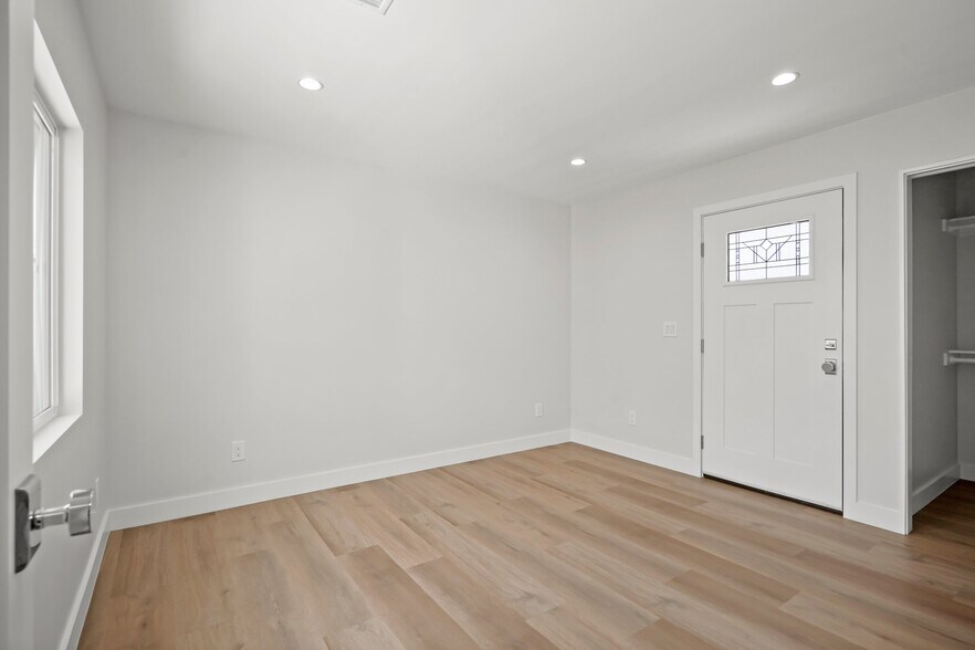 Bedroom 1 - 1561 E Elizabeth St