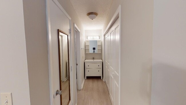 Building Photo - 3280 Heathstead Pl
