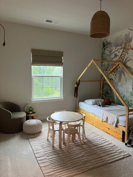 2nd Bedroom - 10810 Presidential Pky