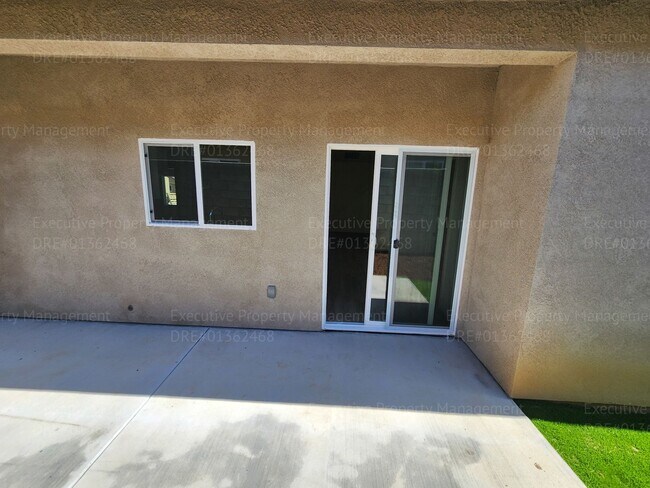 Building Photo - 8521 Grandy St