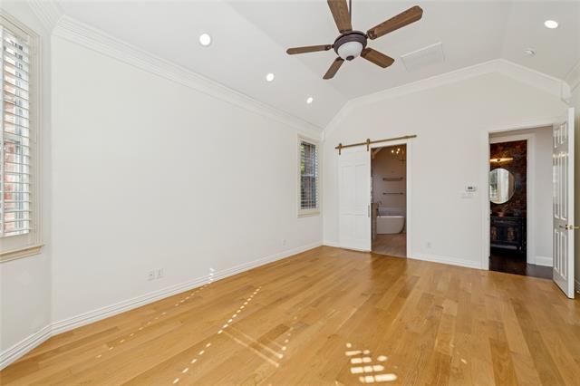 Building Photo - 2107 Spindletop Trail