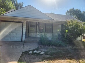 Building Photo - 1348 N Crestway Ave