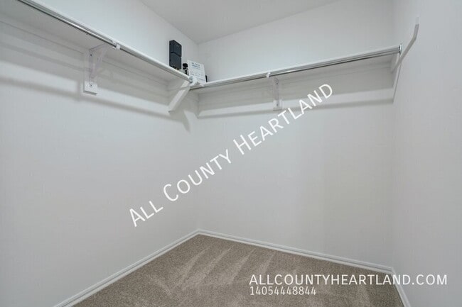 Building Photo - 12112 SW 36th St