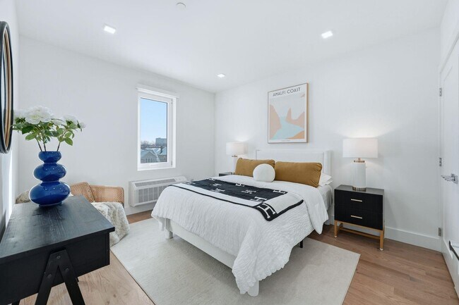 Building Photo - 8404 4th Ave