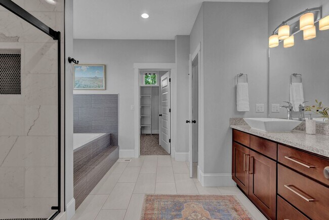 Building Photo - Luxury North Salt Lake Home with Mountain Views, Office & Fully Fenced Yard