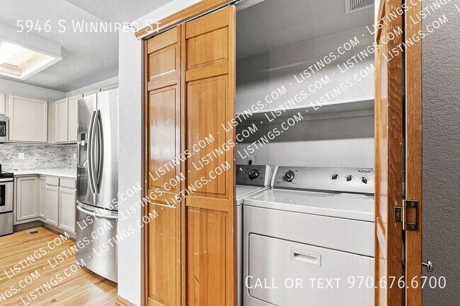 Building Photo - 5946 S Winnipeg St