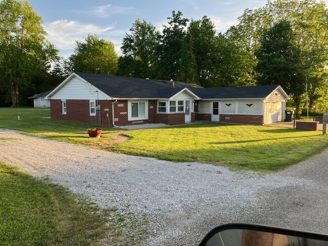 Primary Photo - 9370 E 2100 North Rd
