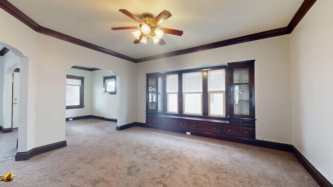 Building Photo - 3590 W 47th St