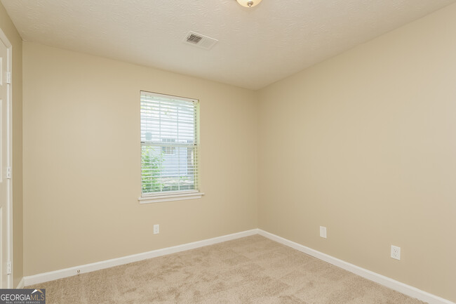 Building Photo - 8057 Fieldstream Way