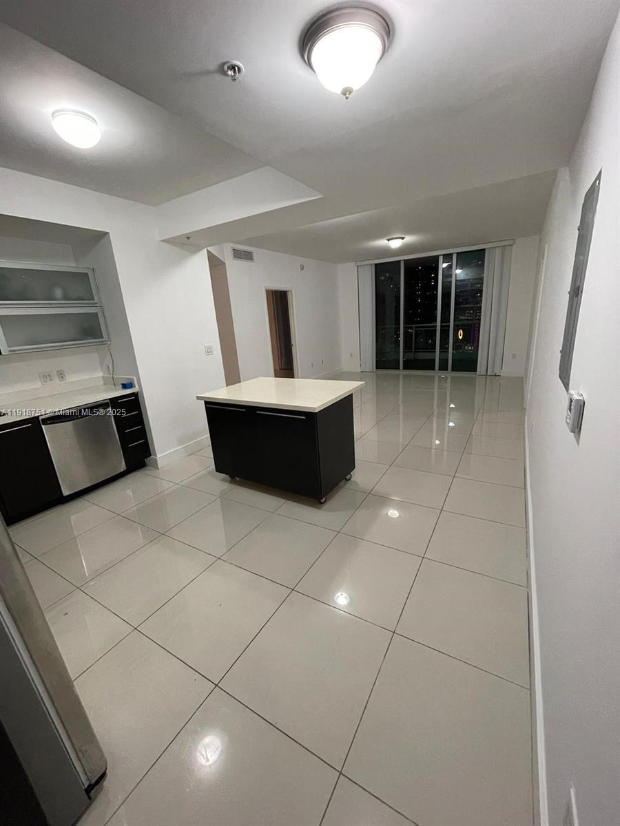 Building Photo - 90 SW 3rd St