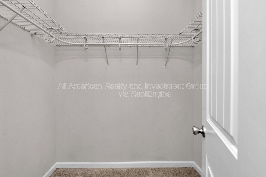 Building Photo - 116 Matt Blvd