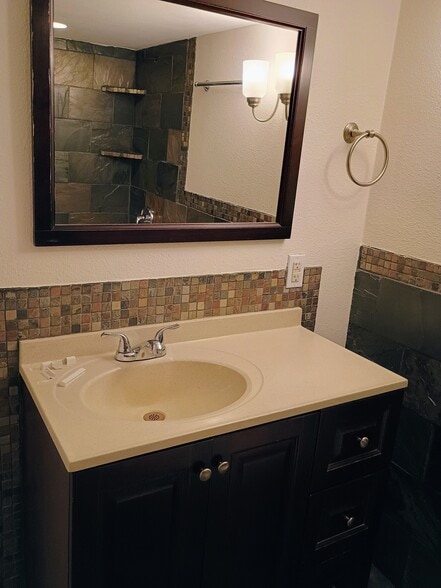 Basement Bath - 10360 E Jewell Ave