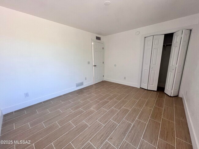 Building Photo - 7141 E Gambel Cir