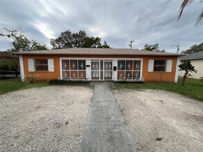 Building Photo - 648 NE 139th St